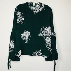Urban Romantics Floral Print Angel Sleeve Shirt